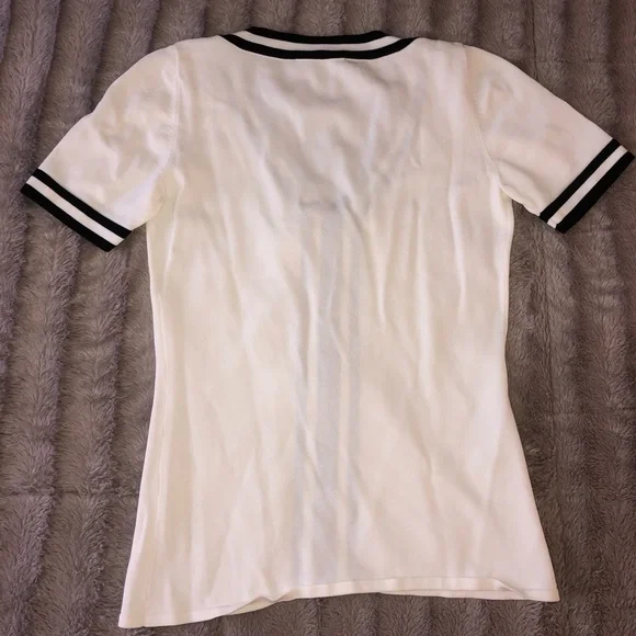 White and black CH Carolina Herrera short sleeve shirt with ribbon/bows - Picture 2 of 4